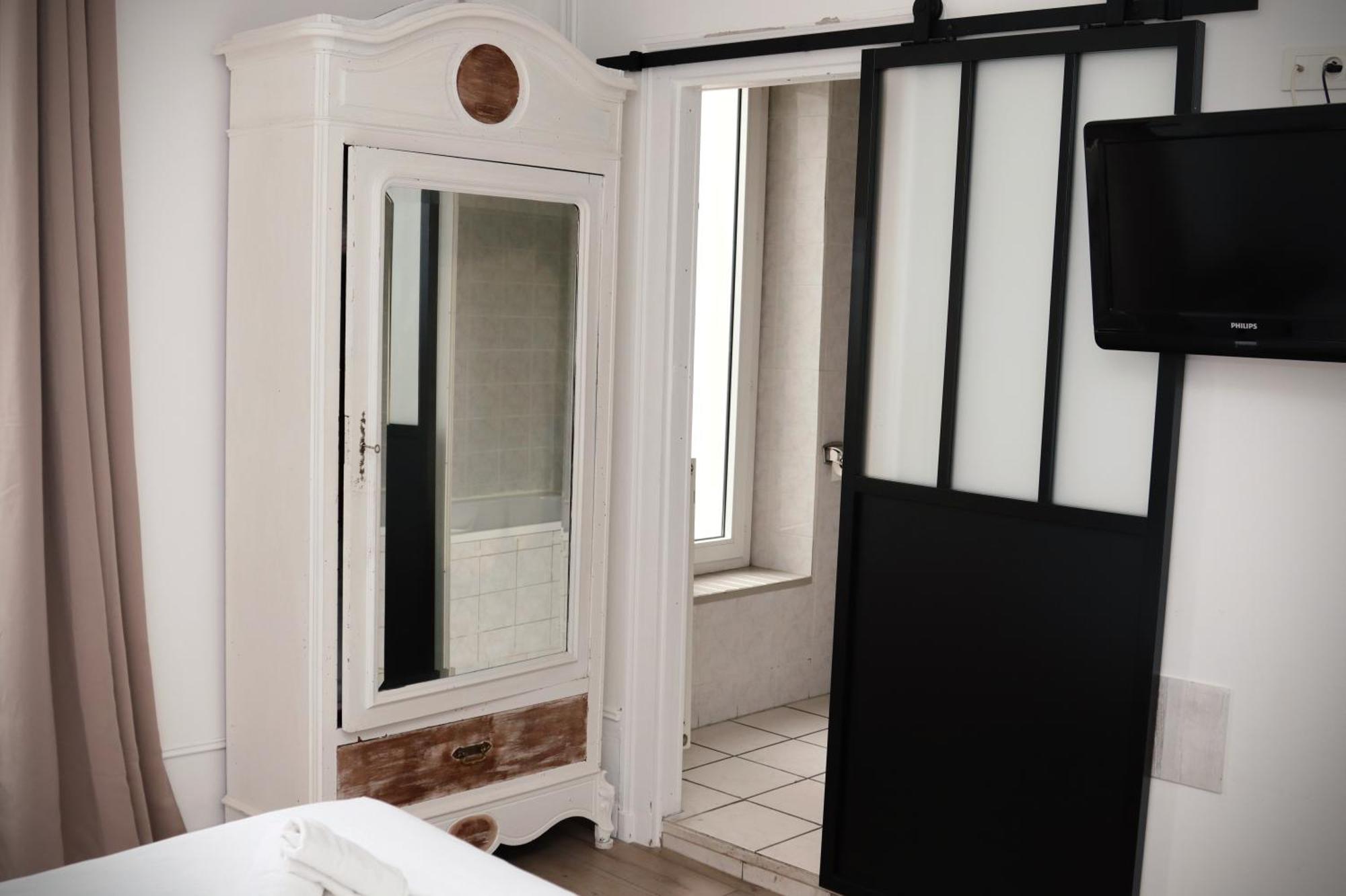 Hotel & Restaurant Le Patio Vichy Exterior foto